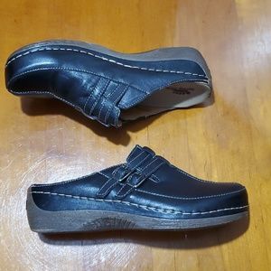 Spring Step Happy Slip-on Clog Shoes Size 40 EUR = 9 US